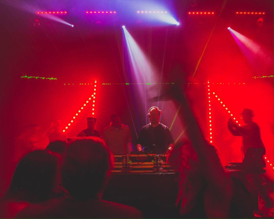 Lighting That Transforms Your Stage